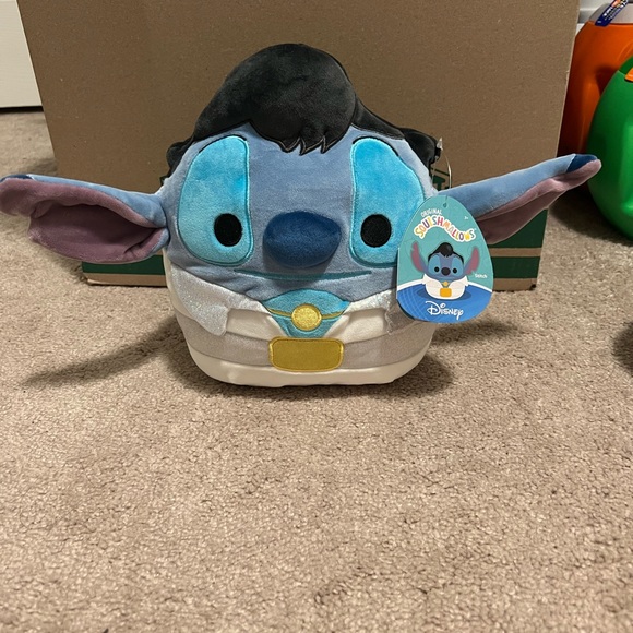 New Disney Elvis Stitch Squishmallows - Picture 4 of 7